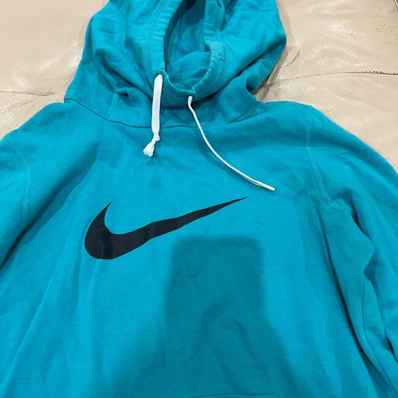NIKE Women’s Logo Hoodie - Picture 7 of 11